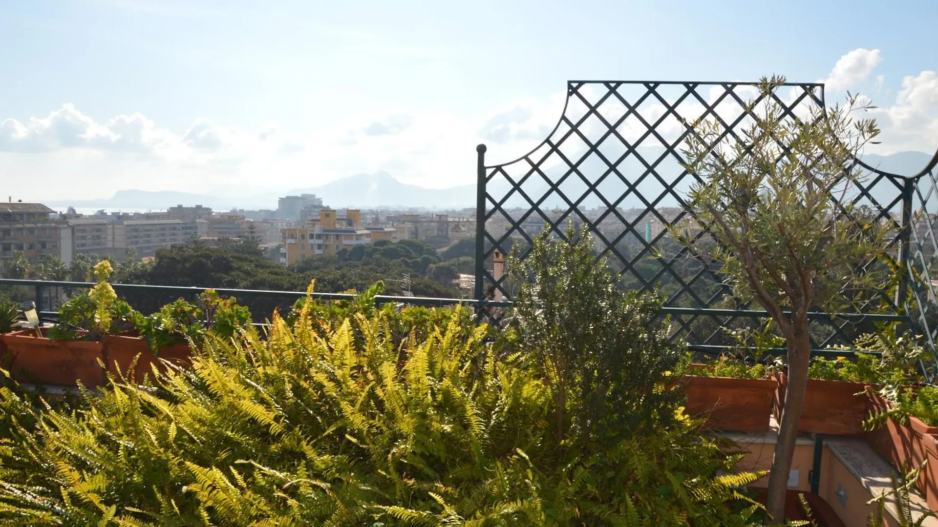 Lägenhet Appartamento Con Vista Palermo