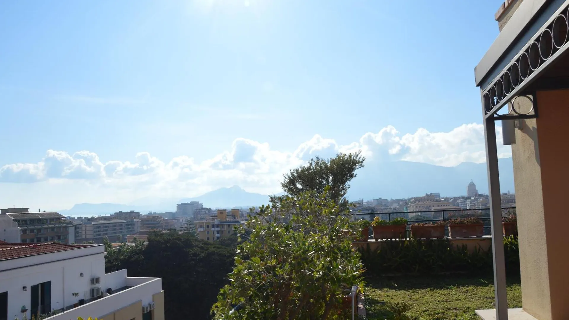 Lägenhet Appartamento Con Vista Palermo