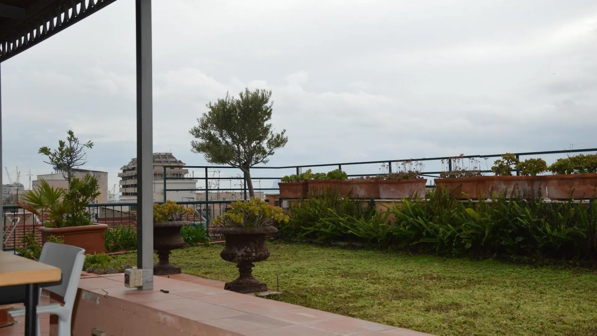 Lägenhet Appartamento Con Vista Palermo