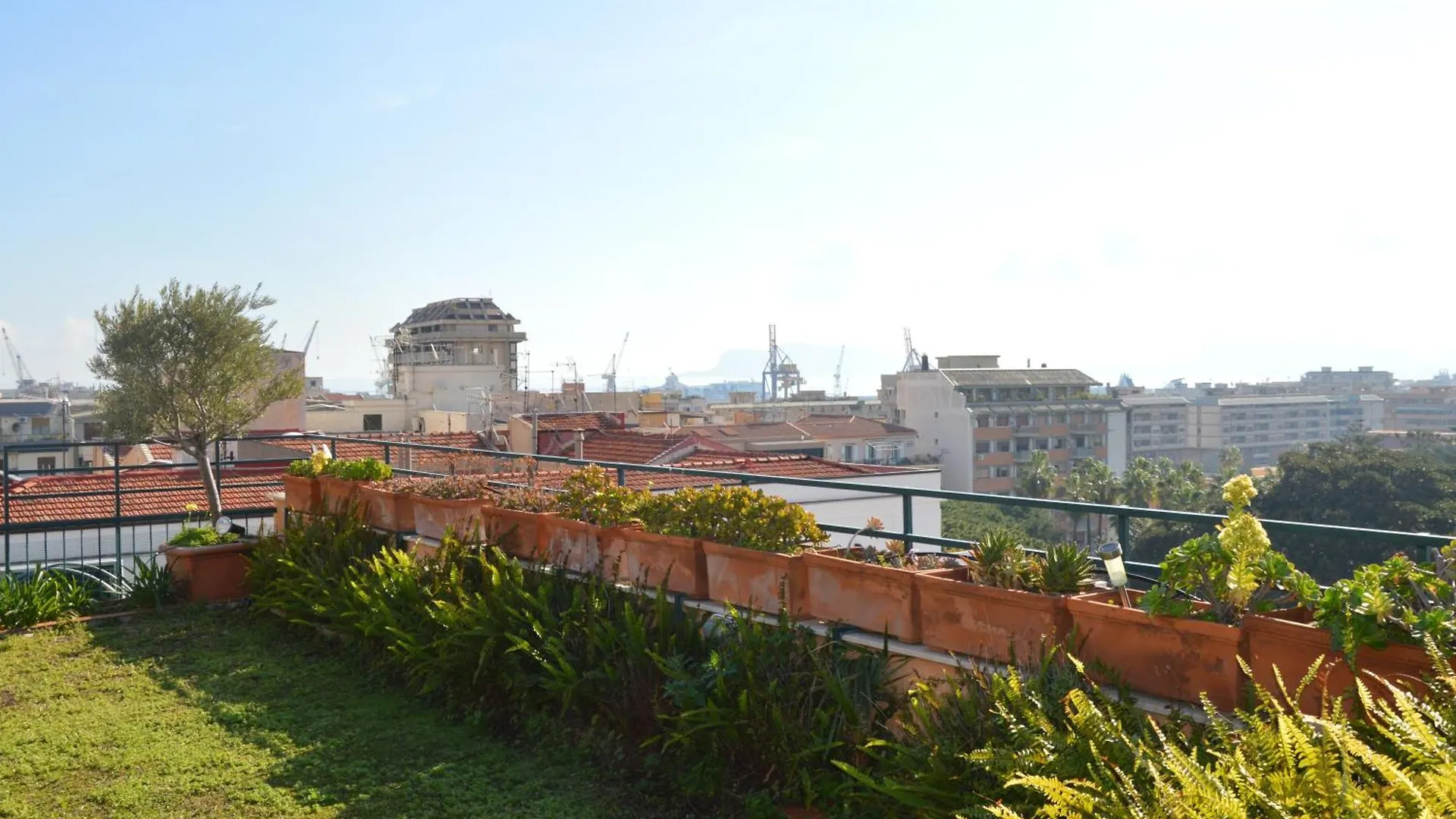 Appartamento Con Vista Palermo Lägenhet